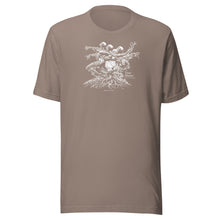  SKULL ROOTS (W7) - Soft Unisex t-shirt